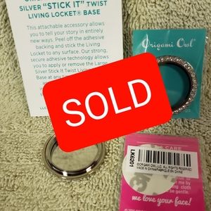 **SOLD** Origami Owl Stick It Lockett